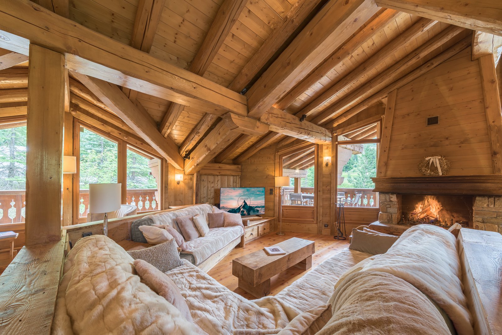 Chalet MAD Living Room